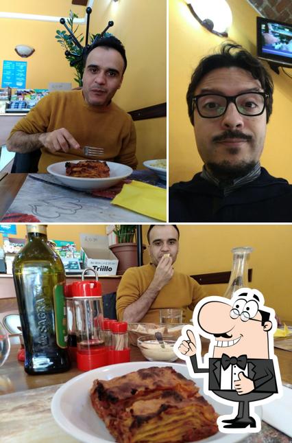 Vedi la immagine di Bar Francesca Di Hu Yunya
