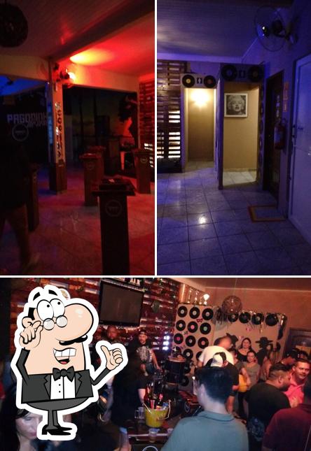 Veja imagens do interior do Ferpa′s Bar