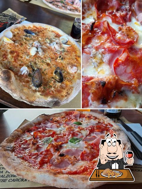 Scegli una pizza a Pizza Pazza Bedizzole