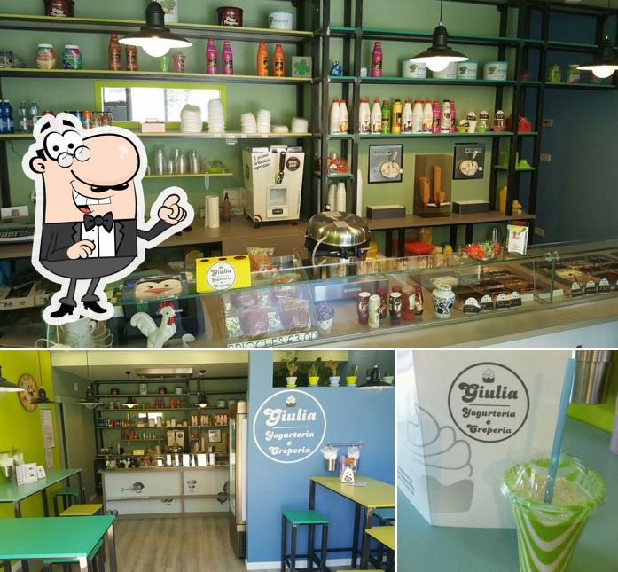 Tra le varie cose da Dolce Giulia Pasticceria e Yogurteria si possono trovare la interni e bevanda