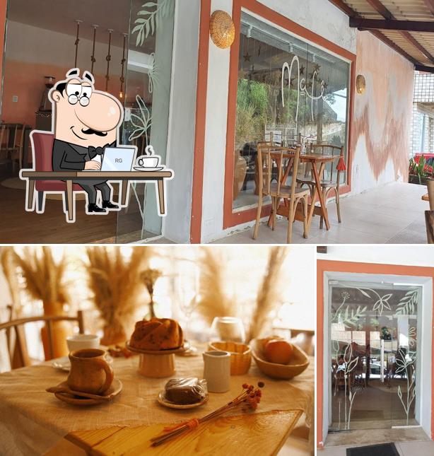 Veja imagens do interior do Mafê Café