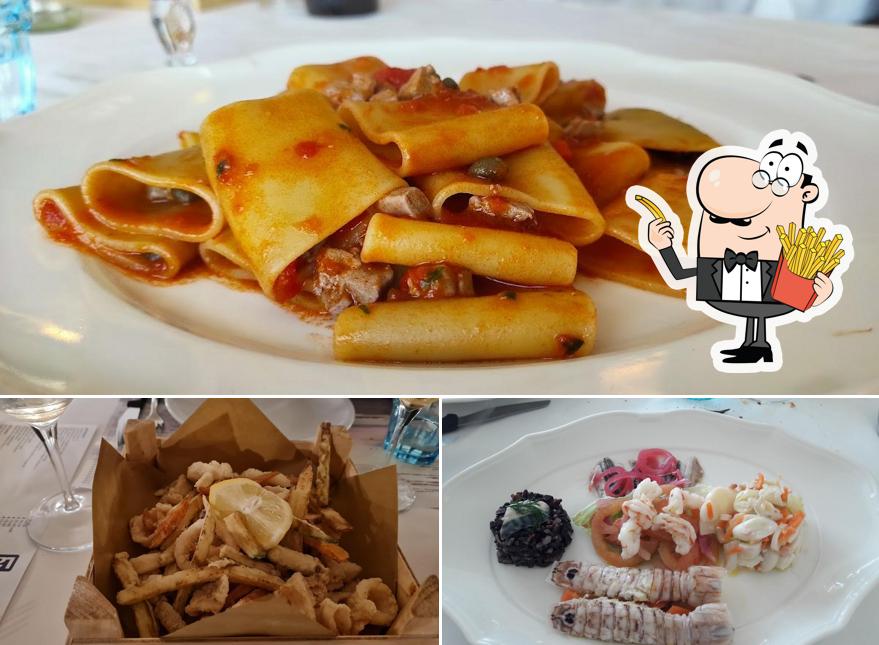 Assaggia le patatine fritte a Ristorante Pizzeria La Lampara