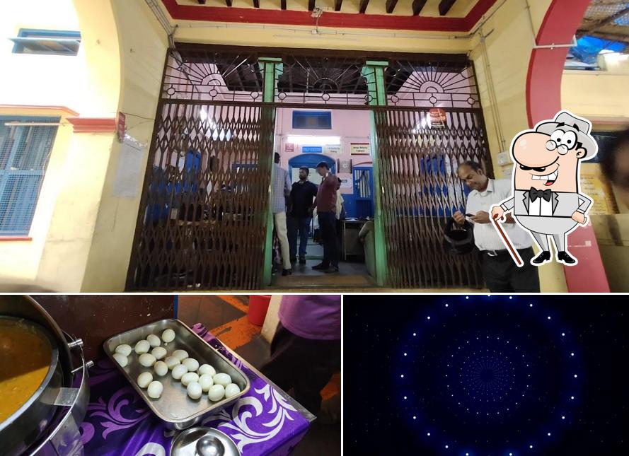 Among various things one can find exterior and food at Al-Ahad Muslim Biriyani