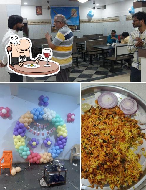 Take a look at the picture depicting food and interior at ANANDA AAHARA (A2) FAMILY RESTAURANT
