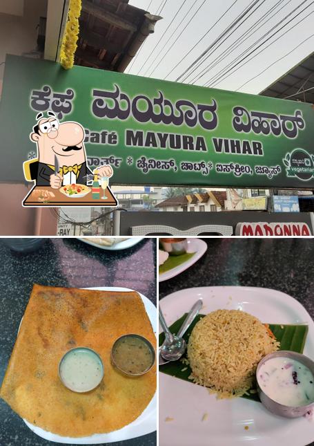 Food at Cafe Mayura Vihar
