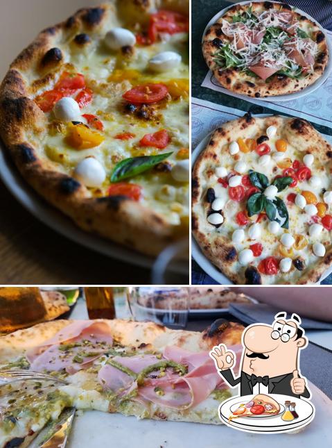 Ordina una pizza a Del Monaco Pizzeria Bar