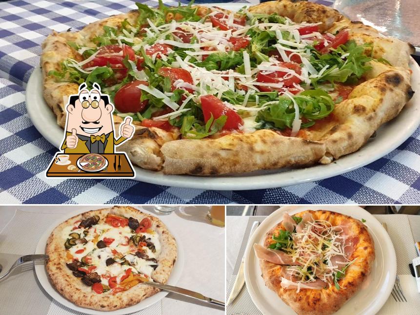 Ordina tra le molte varianti di pizza