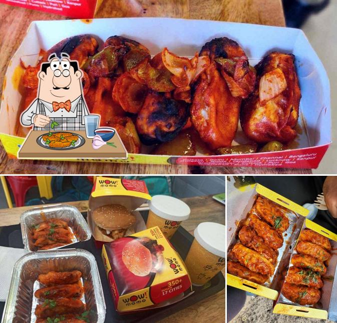 Chicken wings at Wow! Momo