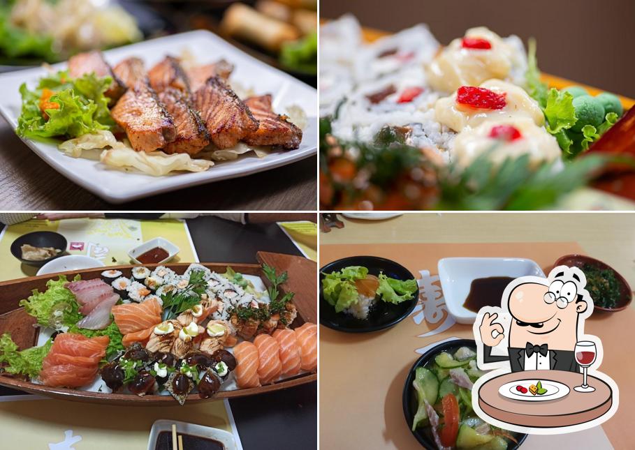 Comida em Restaurante Sushi House