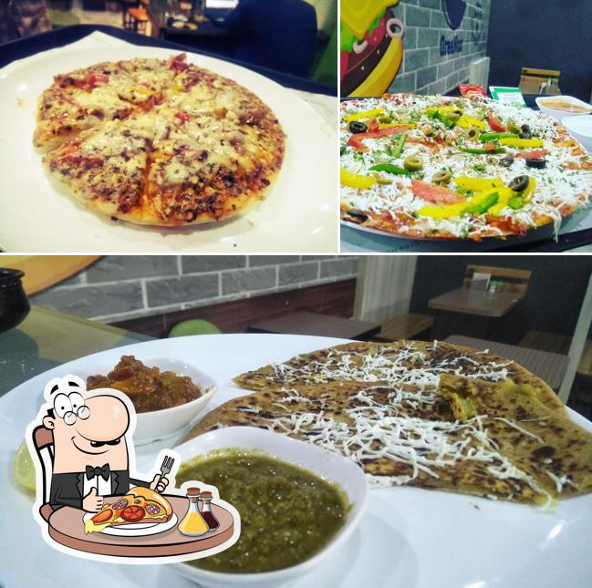 Order pizza at Greenox