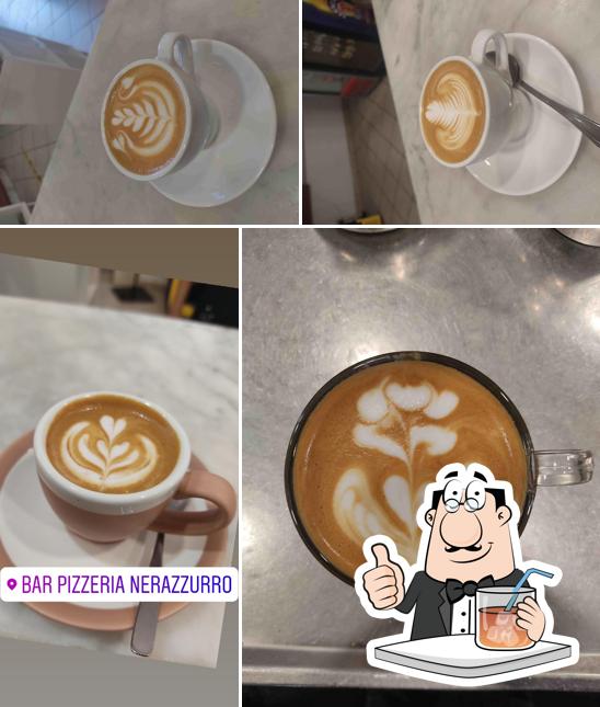 Questa è la immagine che raffigura la bevanda e cibo di Oficina do cafè