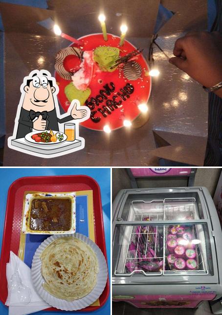 Food at Chicken Xperience By Venkys