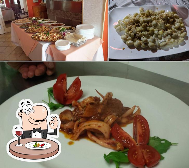 Platti al Hotel La Rosa - Ristorante Pizzeria L'Ottavo