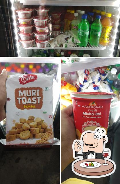 Food at Fitu Tea Stall