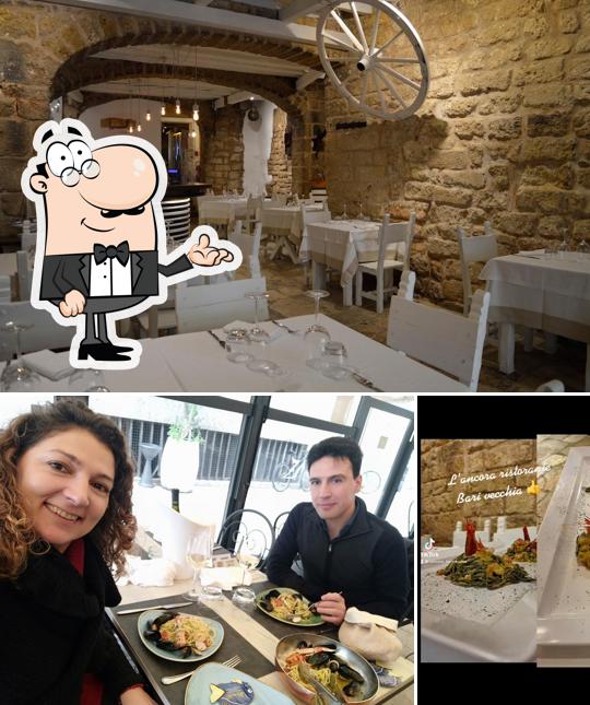 Siediti a un tavolo di L'ancora Ristorante