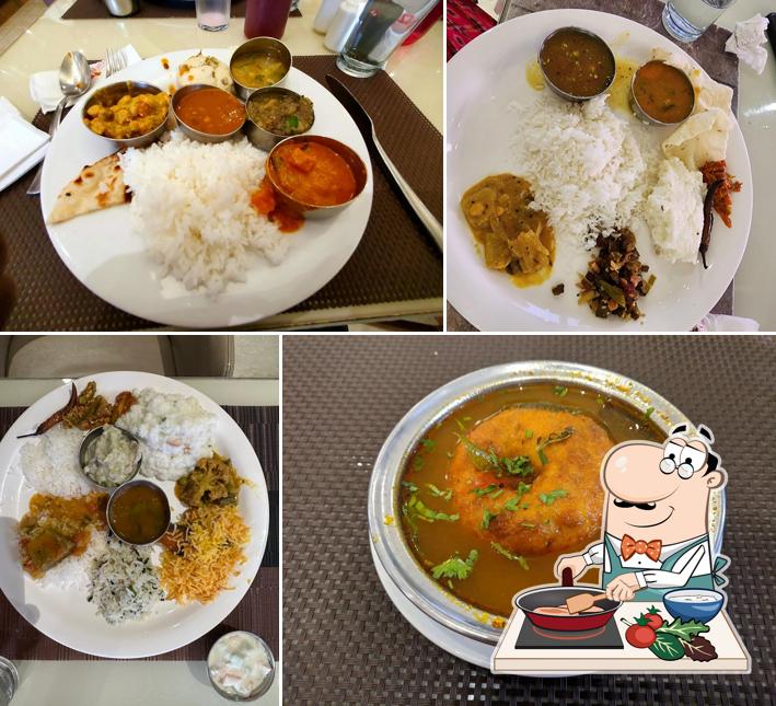 Chicken curry at Mathsya Adayar Branch