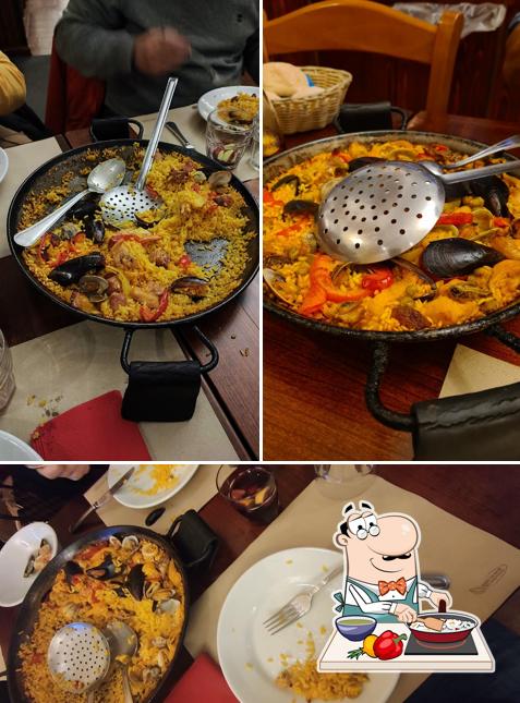 Paella al Taberna Vasca Jai-Alai