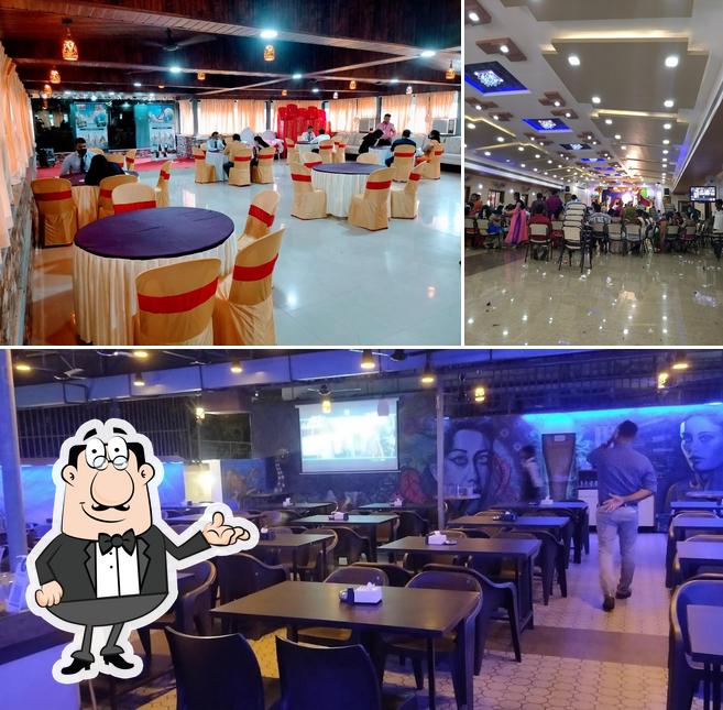 The interior of Venky's Family Restaurant And Bar