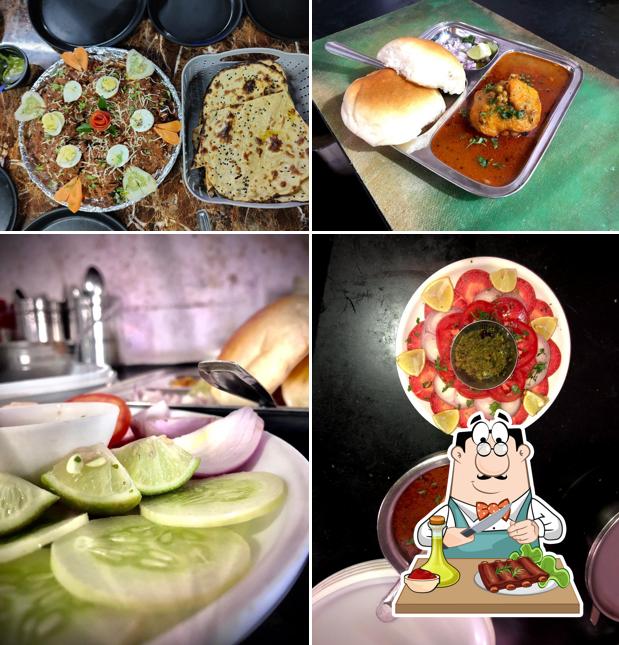 Try out meat dishes at Maratha Shahi Darbar