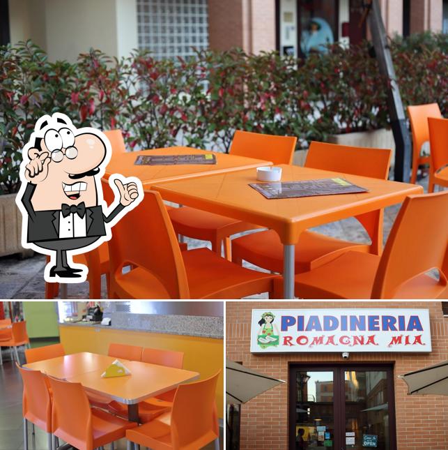 Piadineria Romagna Mia si caratterizza per la interni e esterno