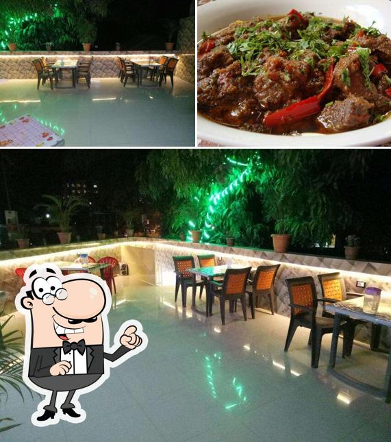 Among different things one can find interior and food at Hotel Mansi Restaurant