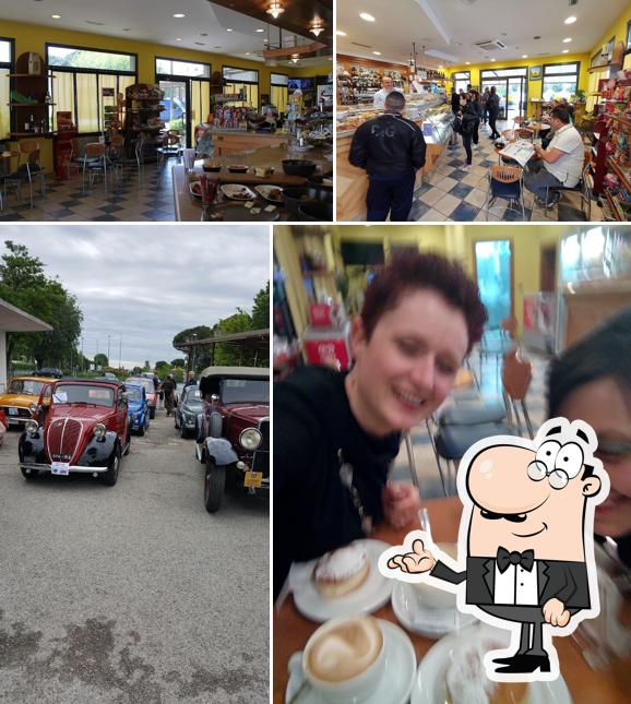 Gli interni di Bar "Caffé Mercato"