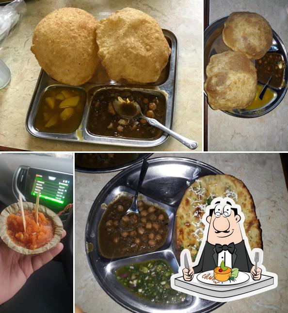 Food at Kanahya lal Harbhajan singh - Best Desi Ghee Poori Best Sweet Shop in Amritsar Top Desi Ghee Poori