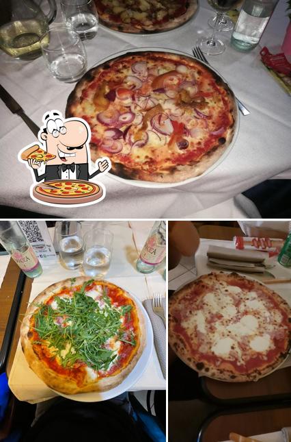 Scegli una pizza a Lo Scoglio