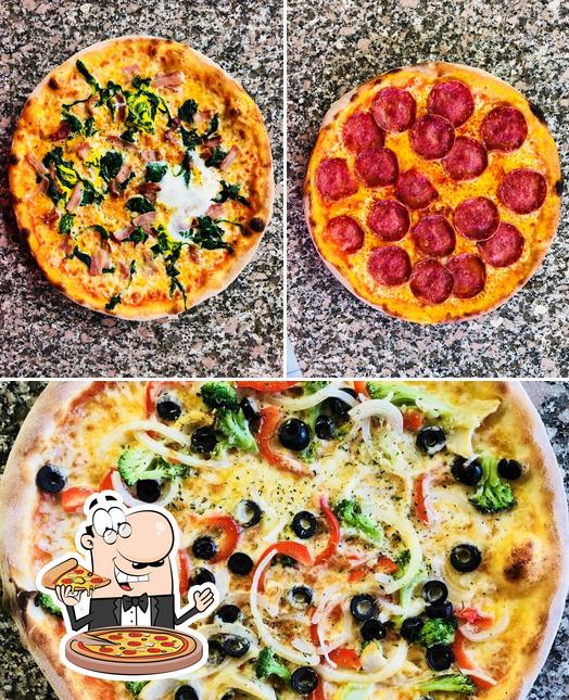 Scegli una pizza a Restaurant Pizzeria Testa Rosa Bubendorf