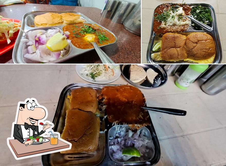 Meals at Surbhi Pavbhaji Center