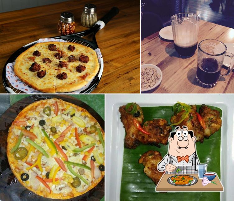 Chicken wings at Smaaash Cafe & Brewpub