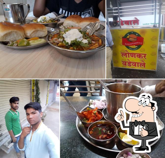 Tanishka Food Court