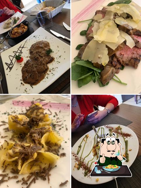 Platti al Ristorante "La taverna del borgo"