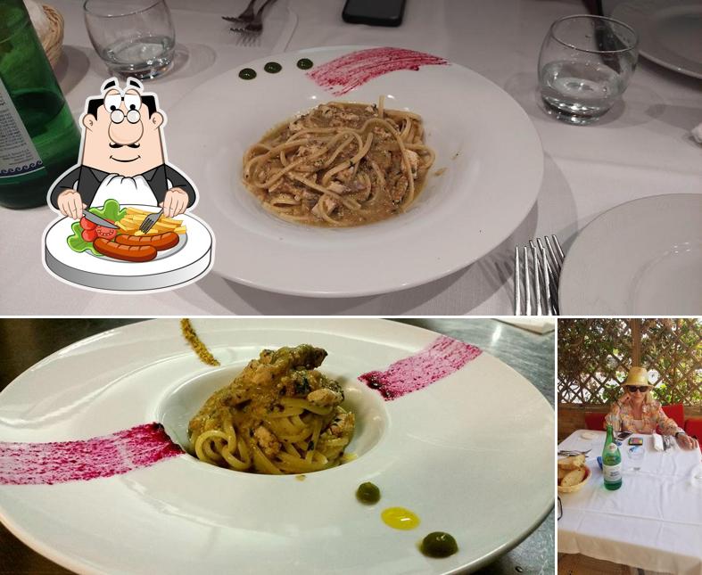 La foto di cibo e bevanda da Ristorante La Playa