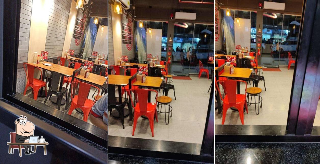 The interior of Pizza Hut Metro Junction Mall Kalyan, Thane