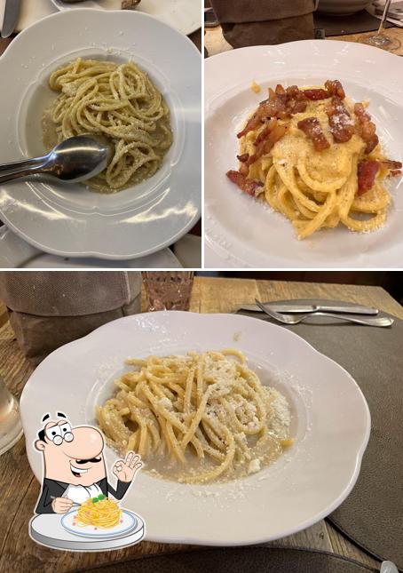 Spaghetti alla carbonara al Il Vizietto Di Cortina