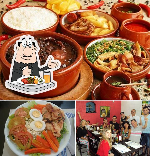 A foto do Bar e Lanches Raposo’s comida e interior