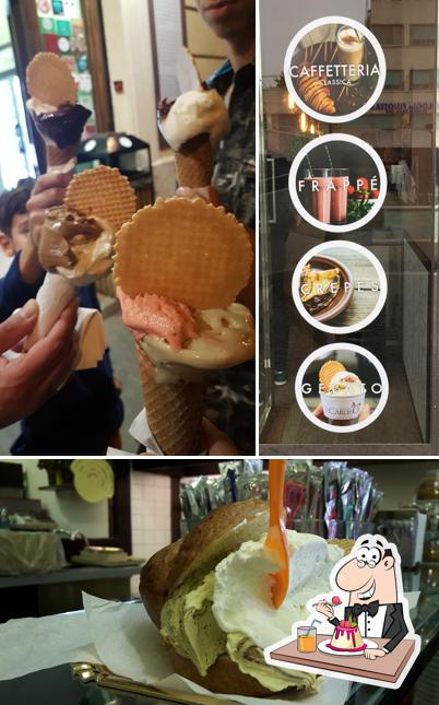 I Caruso Roma serve un'ampia gamma di dessert