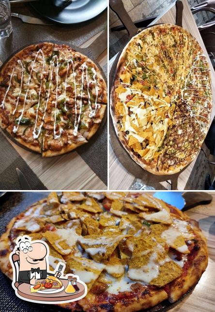 Try out various variants of pizza