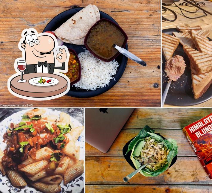 Woods N Foods Rooftop Cafe