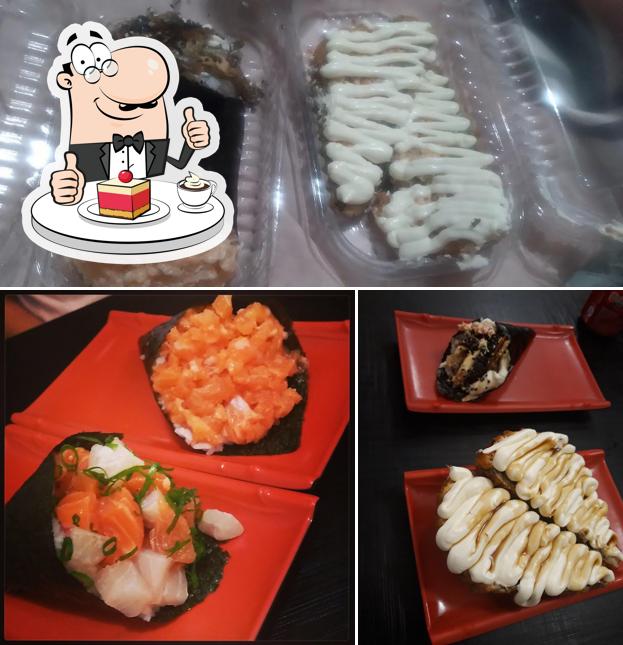 É Pra Jápa Temakeria e Sushi serve uma gama de sobremesas