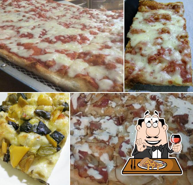 Prenditi una pizza a Forno Capasso