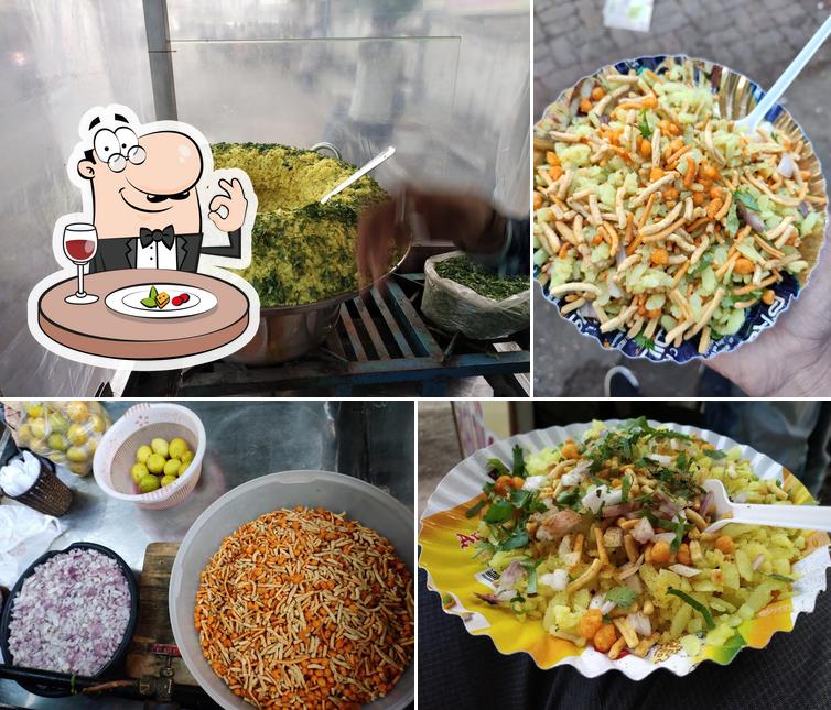 Food at Shahi Poha