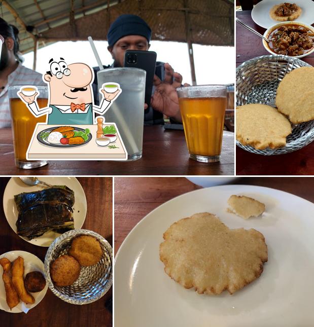 Meals at The Mud Cafe