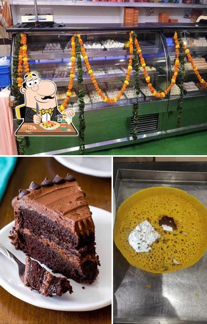 The image of श्री जोधपुर मिष्ठान भंडार भादरा’s food and interior
