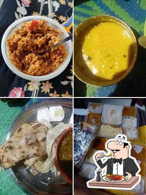 Meals at Munna Hotel Damoh Naka