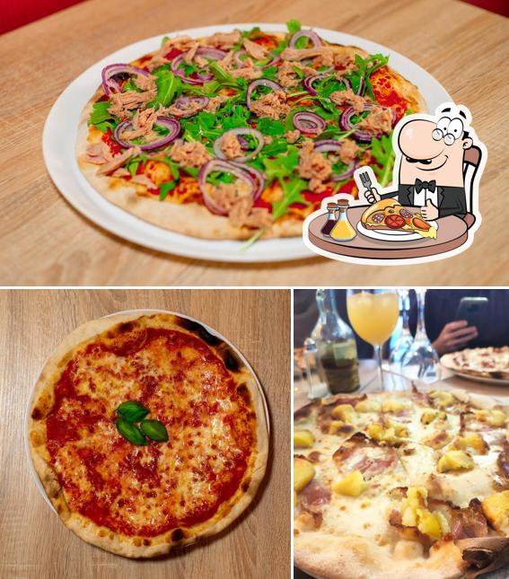 Ordina una pizza a Ristorante L'Angolo Divino al Vaticano