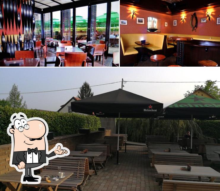 Gli interni di Horse's Pub