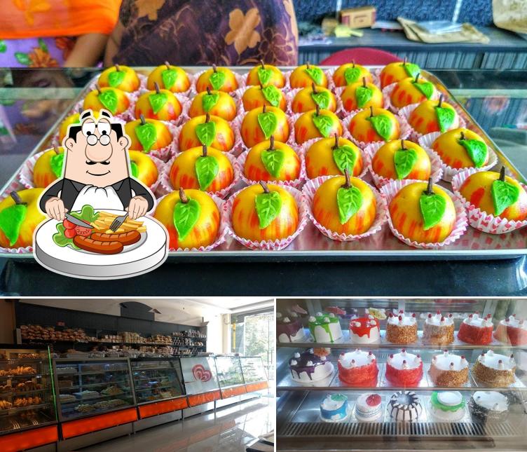 Food at Bala bites