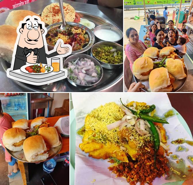 Eggs benedict at S kumar wadewale